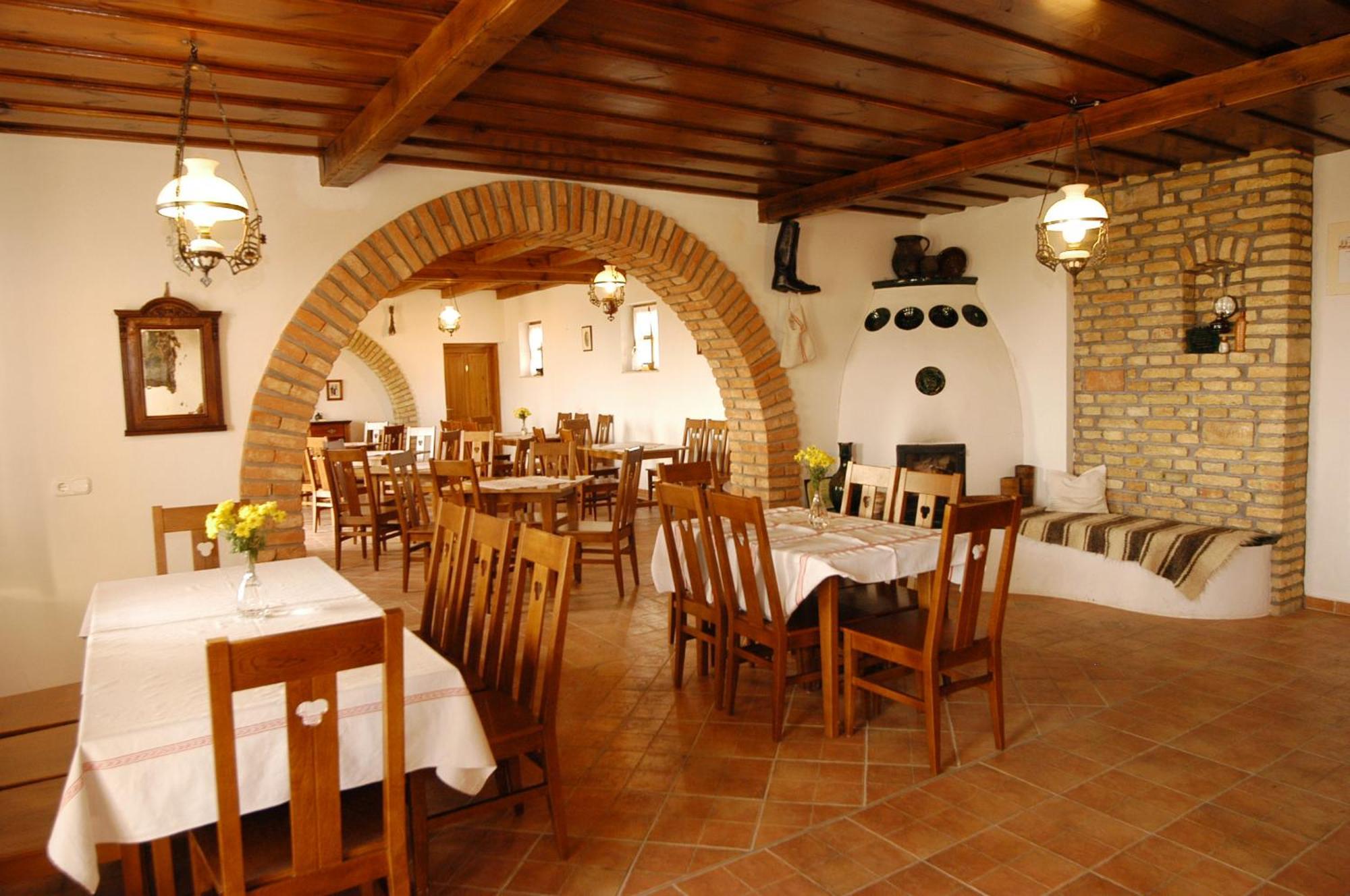 Koczor Winery & Guesthouse 블로톤퓌레드 외부 사진
