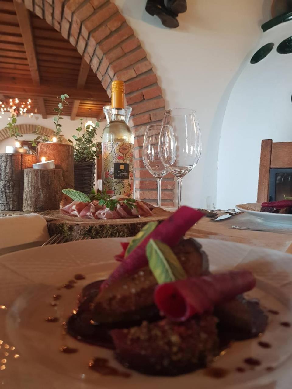 Koczor Winery & Guesthouse 블로톤퓌레드 외부 사진